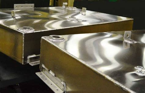 custom built aluminum fuel tanks